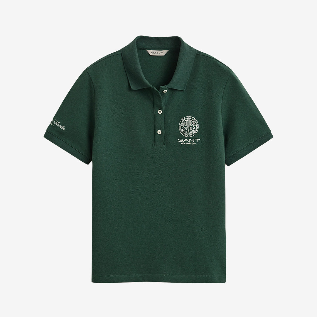 Gant Båstad Tennis Polo Shirt för dam i bottle green med kort ärm, krage, halvknäppning och grafisk design i bomull.