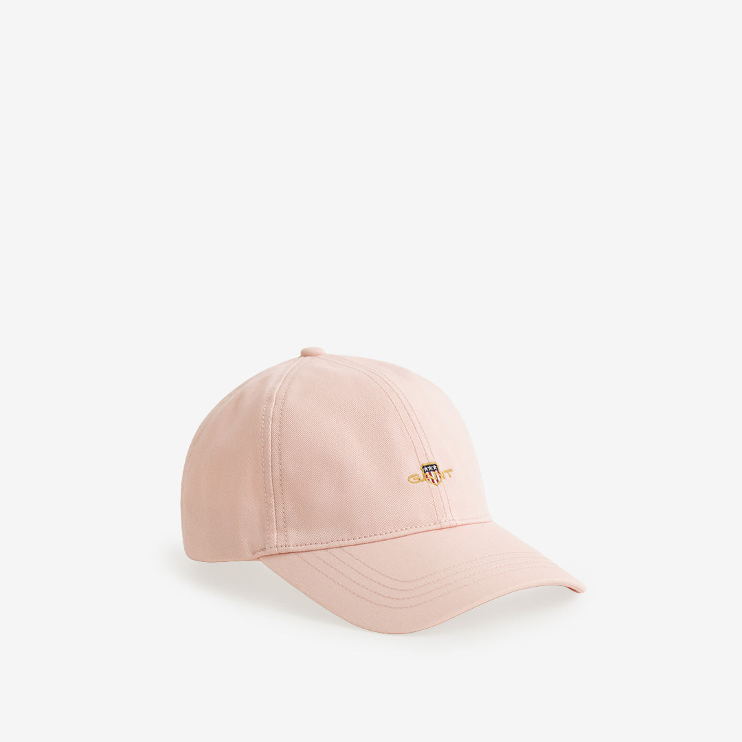 Gant Cotton Twill Cap i apricot pink med broderad sköldlogotyp och justerbart bakband