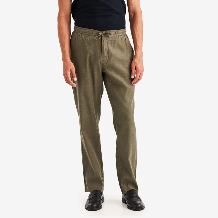 Morris Fenix Linen Trouser olivgrön herrbyxa i bomull och linne med stretch