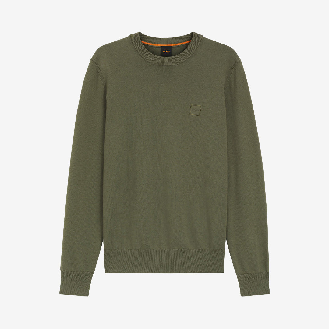 Grön stickad BOSS-tröja Kanovano_S med rund hals och logopatch.