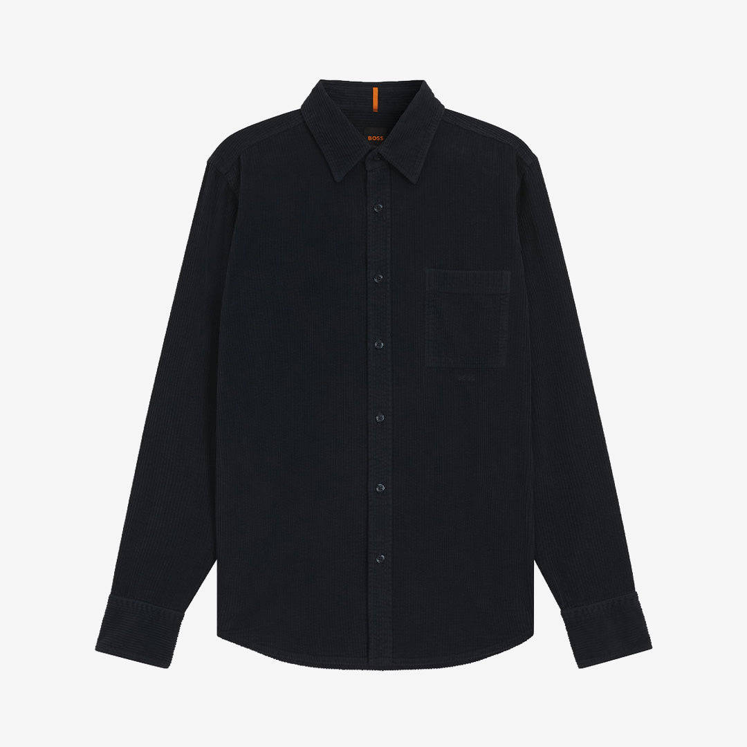 Herrskjorta Relegant_6_M i regular fit i mörkblå bomullscorduroy från BOSS Men Orange med broderad logotyp under fickan.