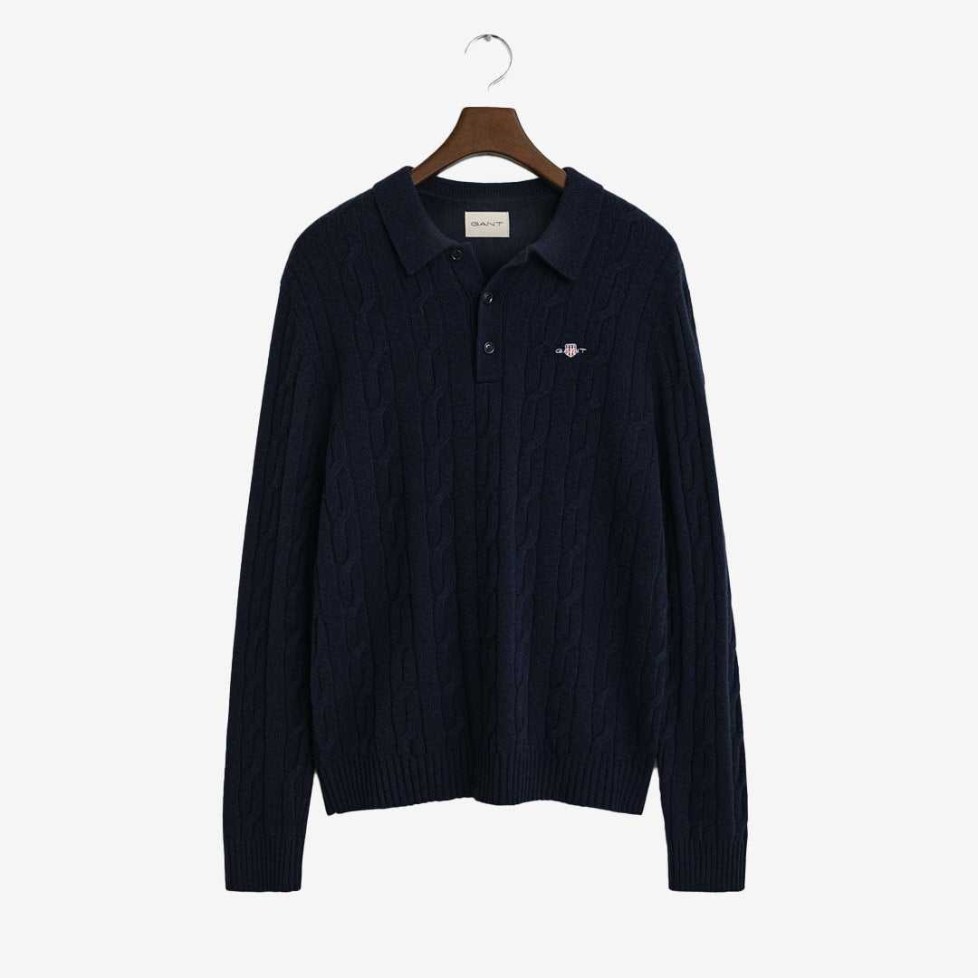 Kabelstickad beige polotröja i lammull med knappar och broderad GANT-logotyp – herrmodell

