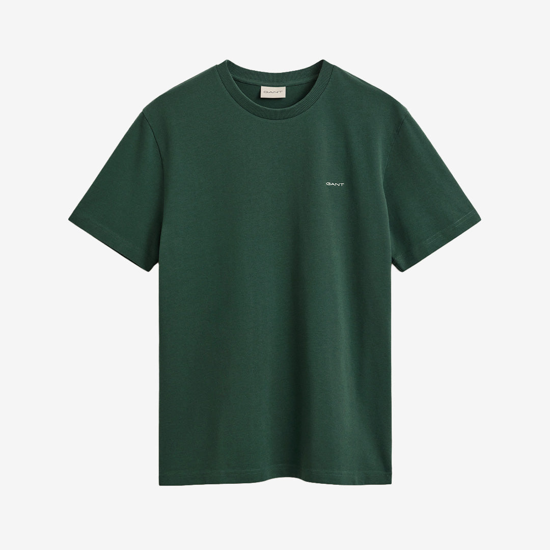Gant Båstad Tennis T-Shirt för herr i bottle green med kort ärm, krage, knappdetalj och grafiskt tennisinspirerat tryck.