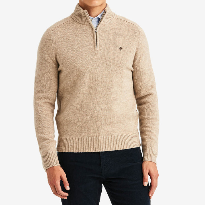 Morris Hertford Half Zip stickad tröja för herr i Khaki med hög krage, halv dragkedja och 100% merinoull.