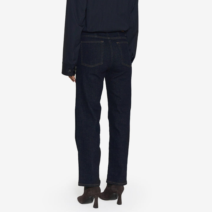 Nelly Jeans