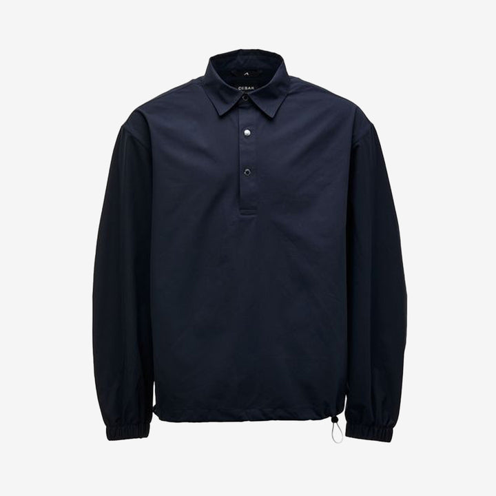 Oakdale Shirt A0060 i navy – hybridskjorta i flex-polyester med avslappnad passform och dragsko