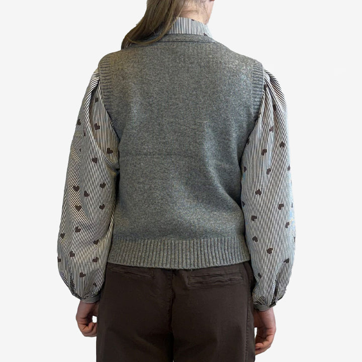 Stickad väst