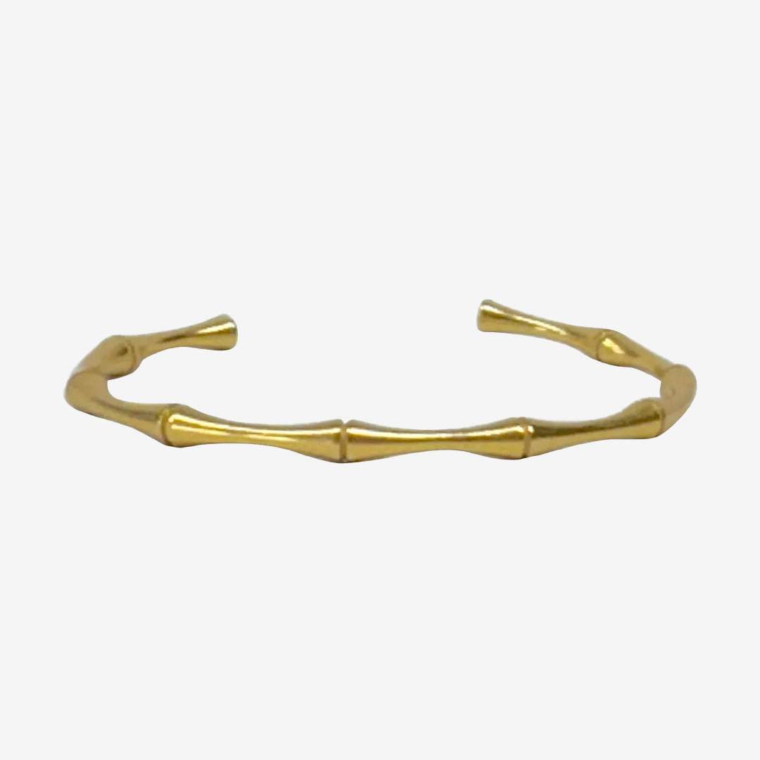 DE BAMBO BANGLE guldarmband i lätt 14K guldpläterad bambudesign