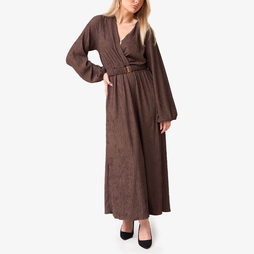 Choco klänning D579 i stretchigt material med smickrande passform och stilren design