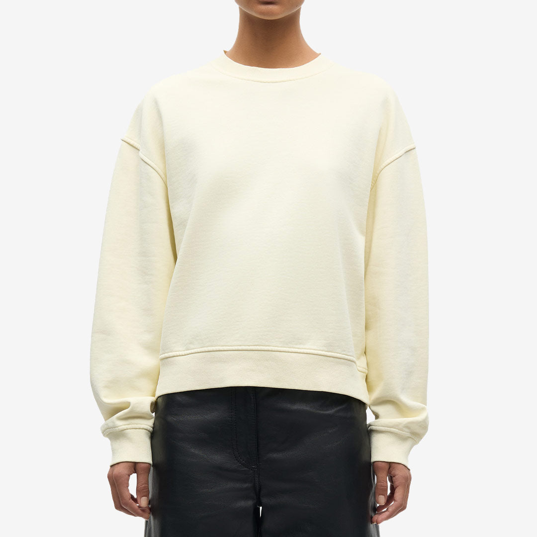 Grön sweatshirt från Samsøe Samsøe för dam med lös passform, ribbade kanter och broderad logotyp.