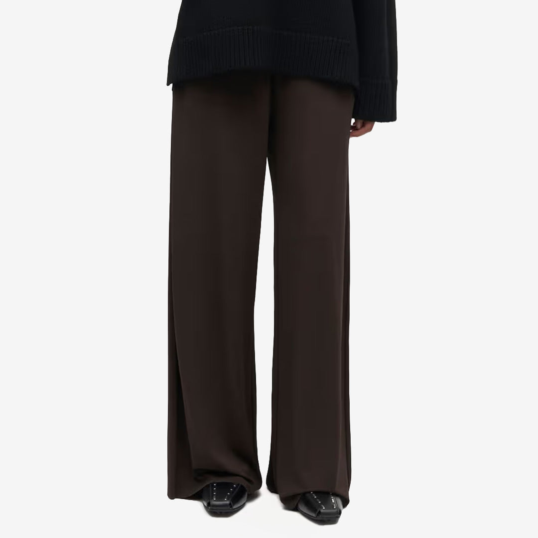 Samsøe Samsøe Sauma Trousers Mulch, byxor i brunt med vida ben och elastisk midja.