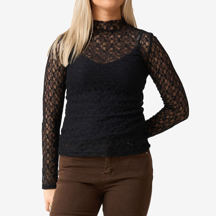 FY-9281 svart spetstopp i mjuk bomullsblandning med stretch och spetsdetaljer