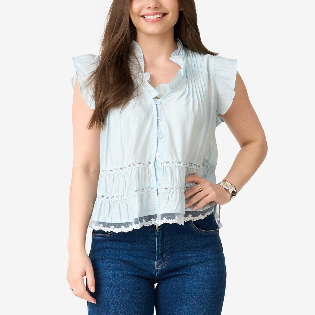 Ljusblå blus dam med spets och kort ärm modell FY-9301