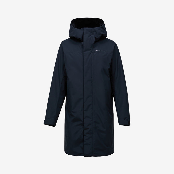Peak Performance Treeline Insulated Parka i Black med HIPE®-teknik, lätt syntetisolering och väderskyddande konstruktion.