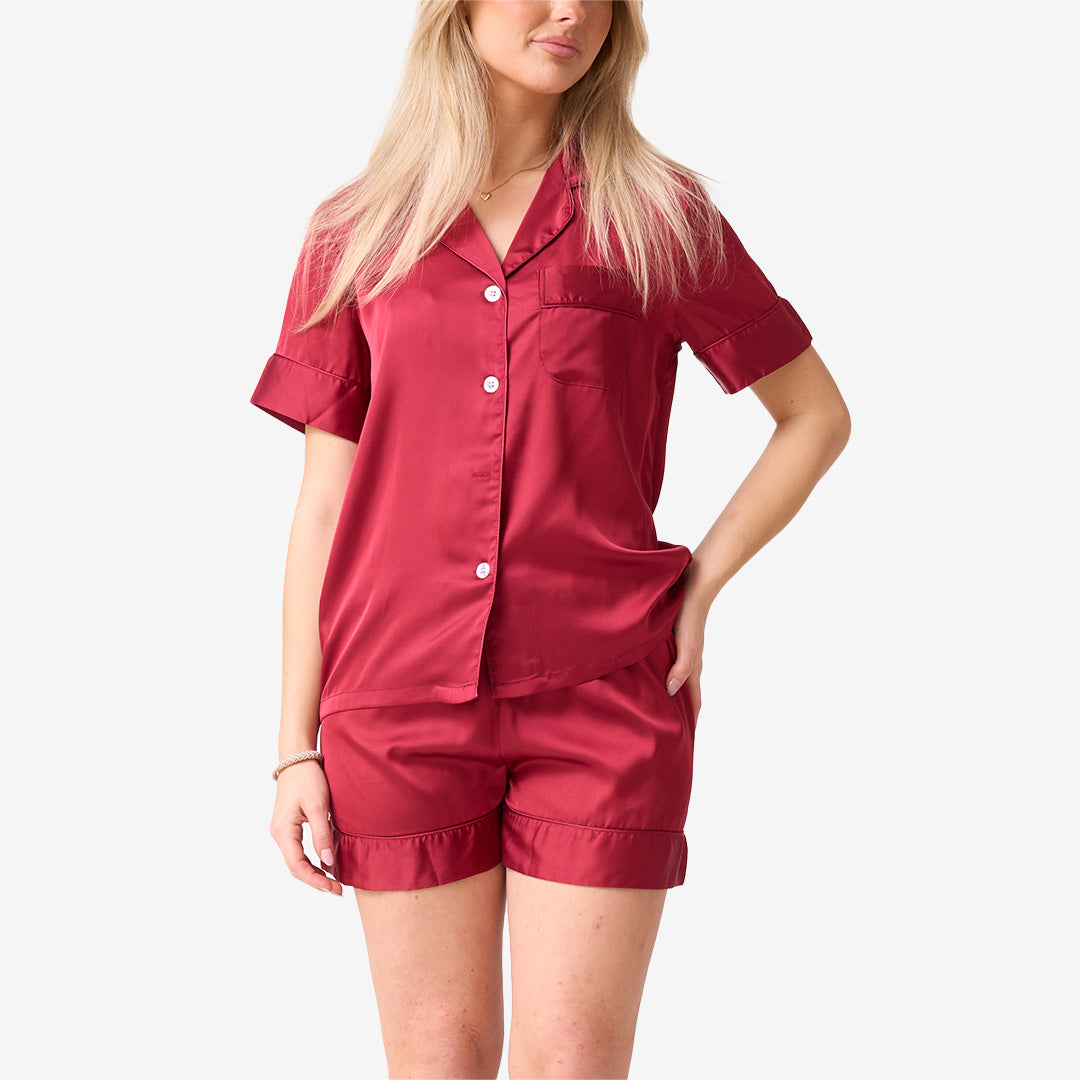 Tvådelad röd pyjamas dammodell H-2102-1 