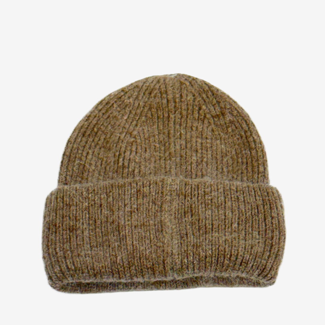 Salt Mössa Plain HB7400-3 i taupe, klassisk mössa i ull- och angorablandning.