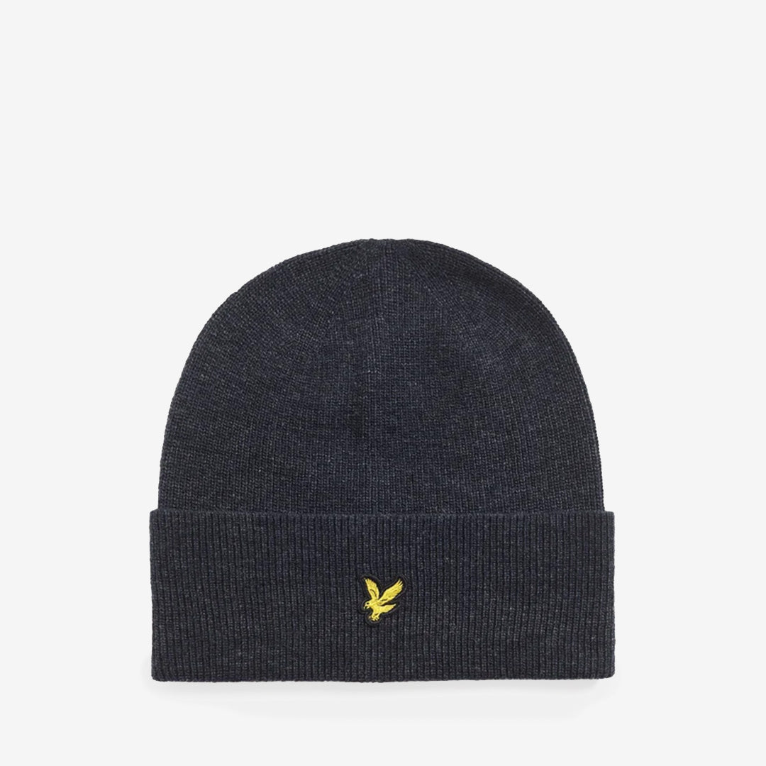 Lyle & Scott Lambswool Blend Ribbed Beanie Dark Navy Marl ribbstickad mössa i lammullsblandning