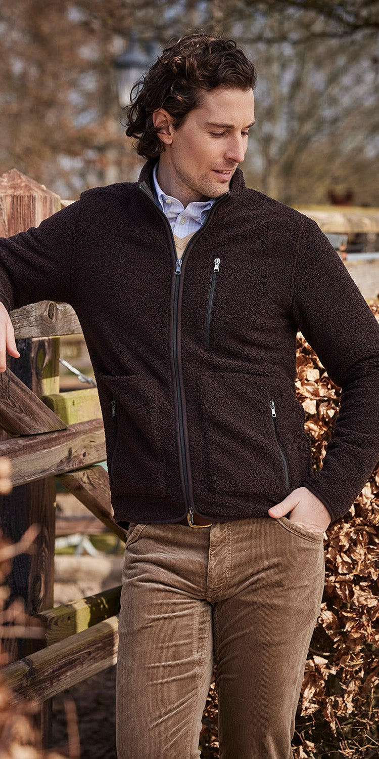 Hansen & Jacob herrmode – premiumkläder i tidlös design.