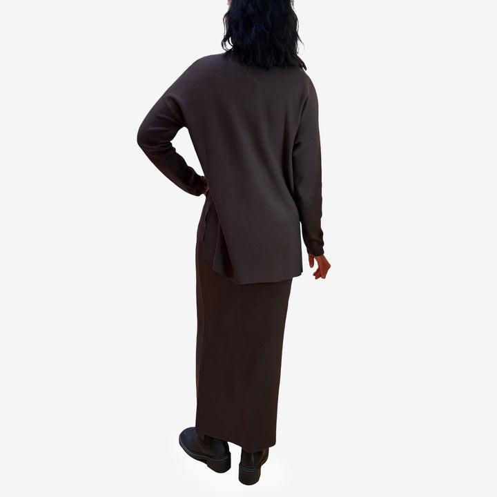 Stickad SET (Tröja + kjol)