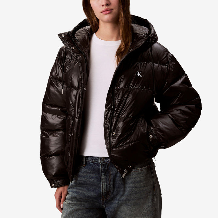 Calvin Klein Shine Puffer Jacket i svart glansig polyamid med puffdetaljer
