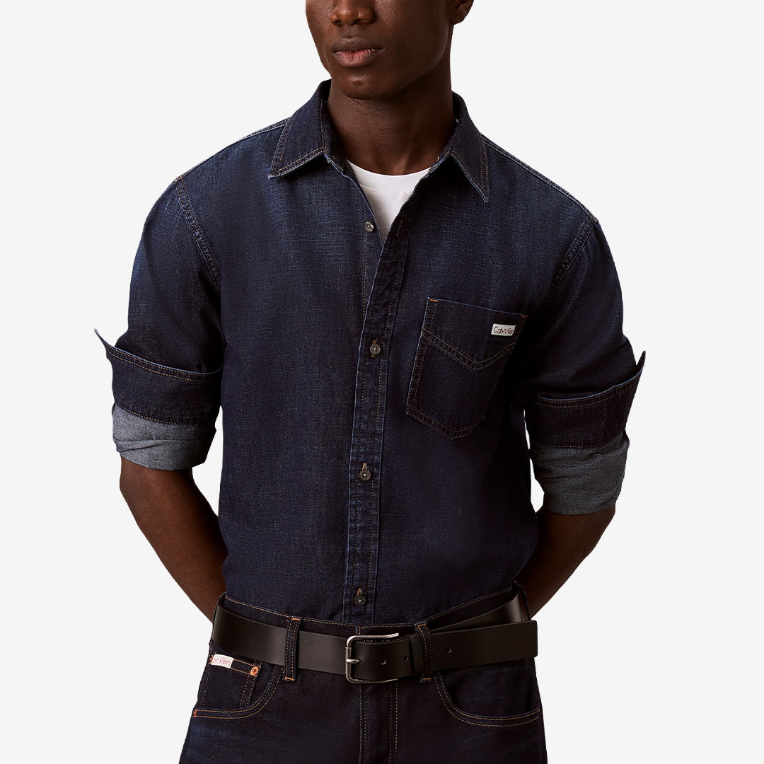 Calvin Klein Essential Classic Feldman Shirt för herr i blått med klassisk krage, knappstängning och rak passform.