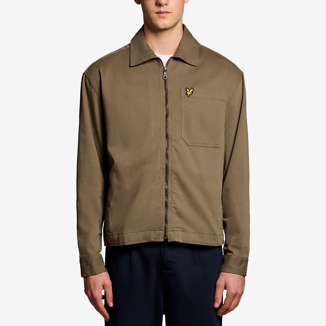 Enzyme Wash Zip Through Overshirt i Khaki Ash med broderad örnlogga på bröstet