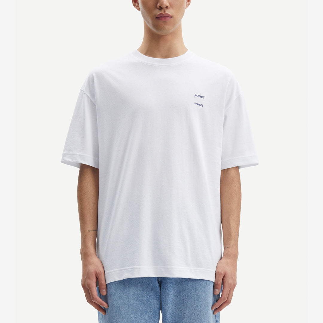 Joel T-Shirt i färgen White, tillverkad i 100 % ekologisk bomull med rund hals