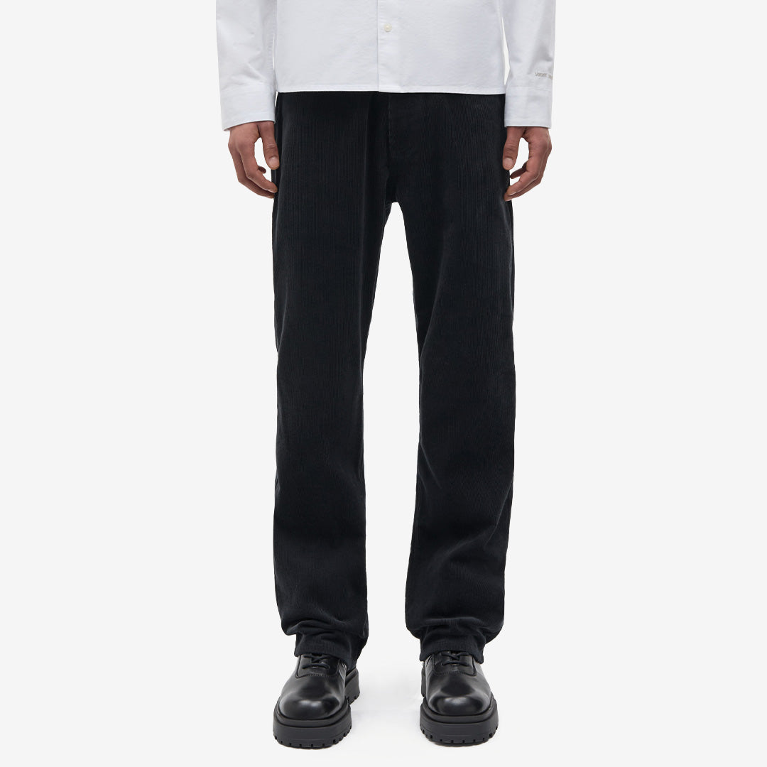 Samsøe Samsøe Saeddie Trousers för herr i Black, tillverkade i 100% ekologisk bomull.