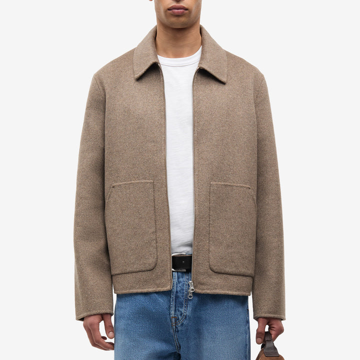 Samsøe Samsøe Sapaulo Jacket för herr i Lead Gray Mel. tillverkad i polyester och återvunnen ull.