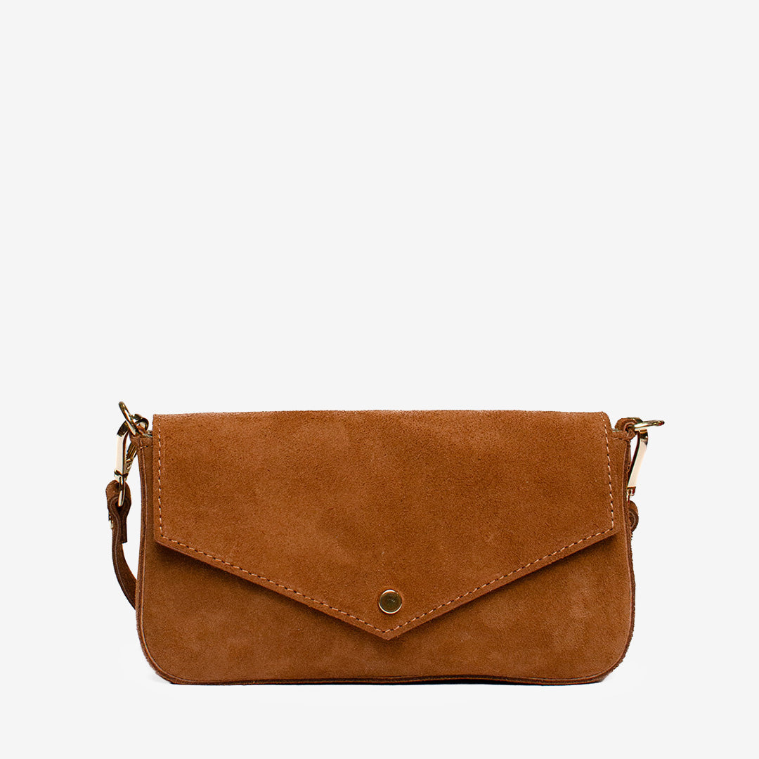 Latalia Mini-kuvert Väska camel i mocka med kort och avtagbar lång kedjerem, magnetknapp och innerficka