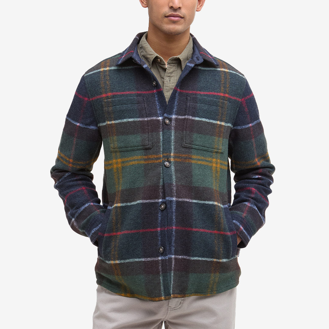 Barbour Chapter Tailored Check Overshirt i klassiskt tartanmönster med knappar och bröstfickor