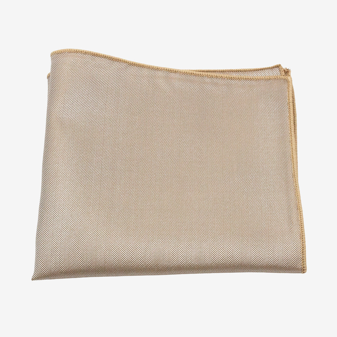Sandfärgad mönstrad näsduk i siden från 7East modell N446 18x18 cm