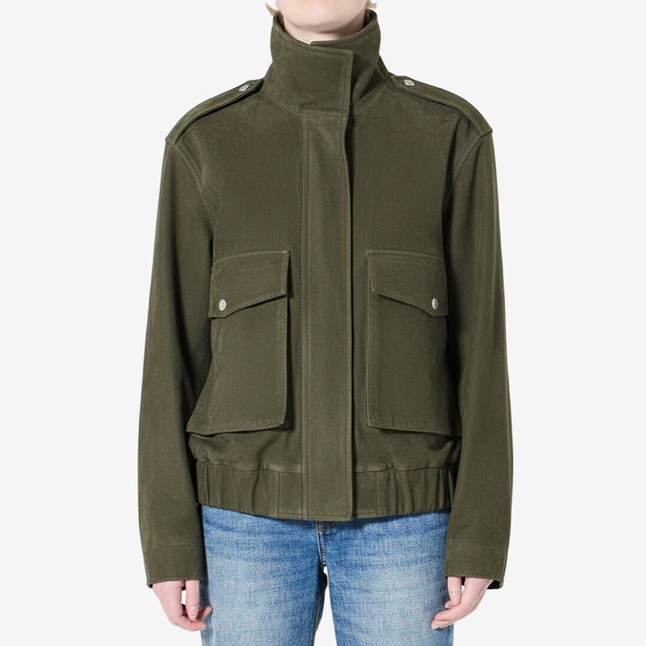 Neuw Scene Suede Jacket mockajacka för dam i Olive tillverkad i 100% läder.
