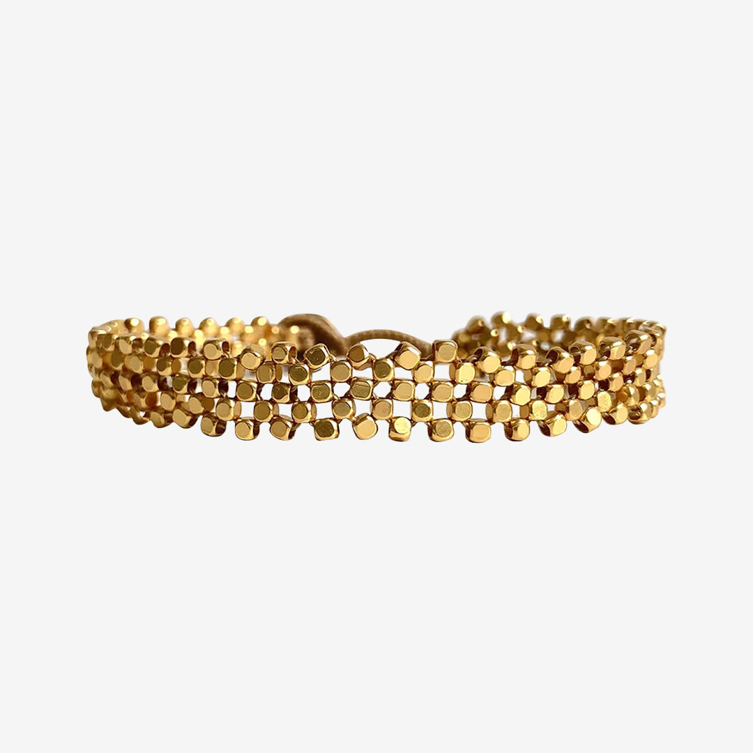 PE10 Bracelet Joanie Max Pearls armband med 14K guldpläterade pärlor i elegant design