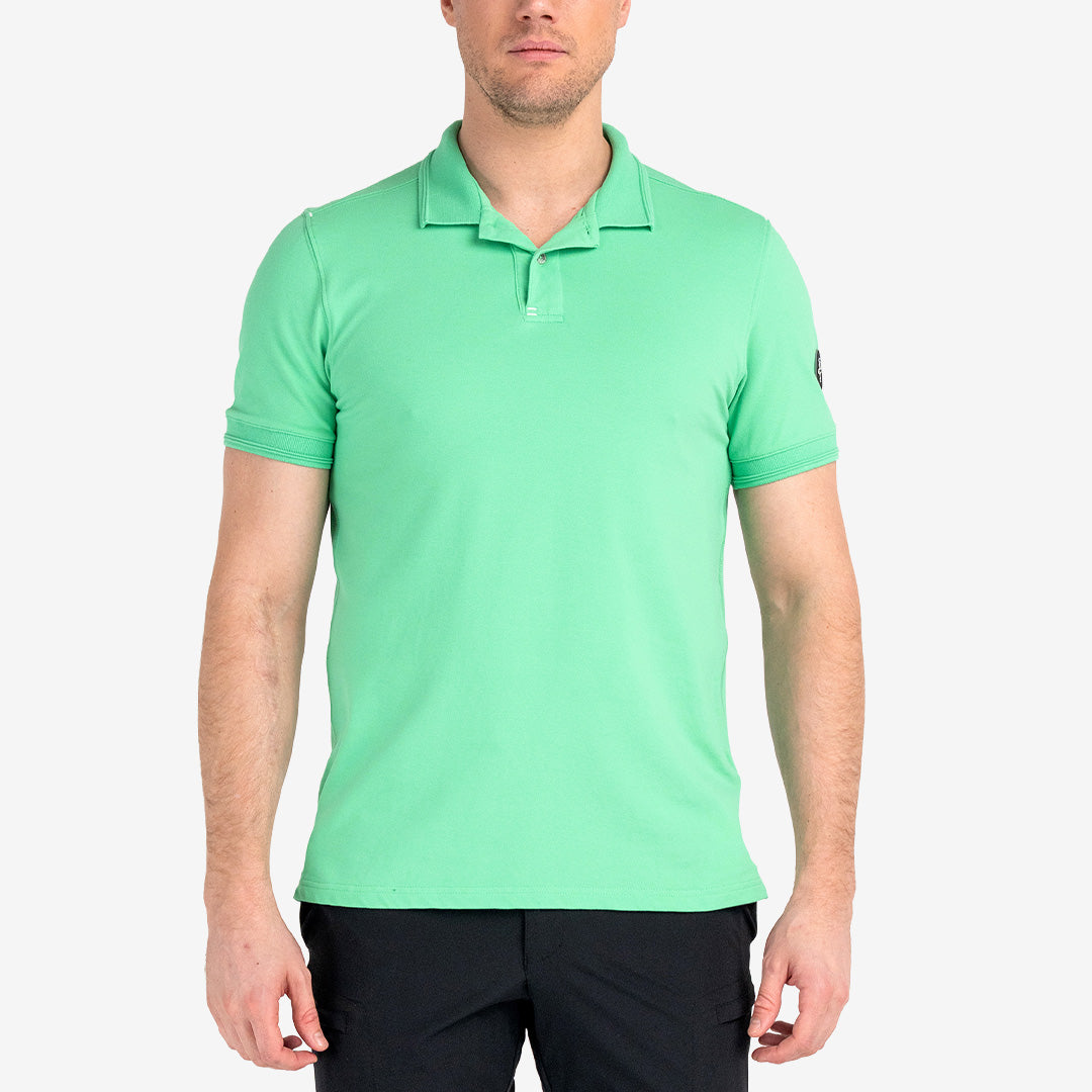 Pelle P Crew Polo herr Lush Green med knappslå och ribbad krage