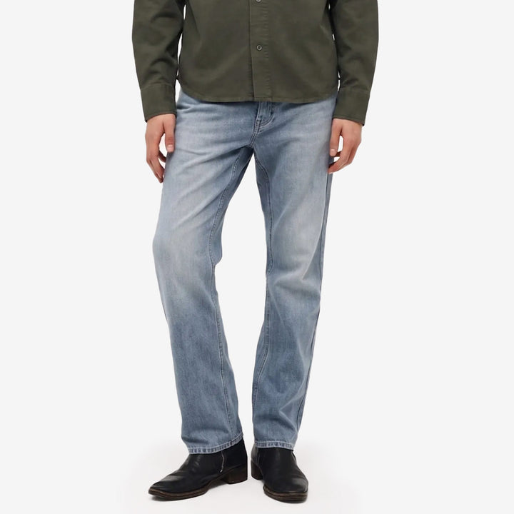 Alt bildtext
Neuw Rebel Straight Vision raka jeans herr M61J48