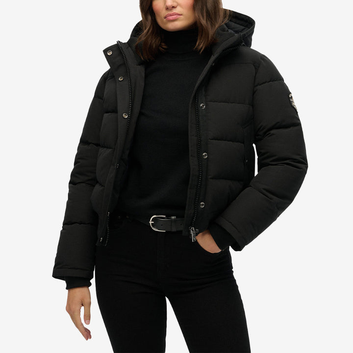 Superdry Everest Bomberjacka i slim fit med huva, dragkedja och broderad logotyp – dammodell
