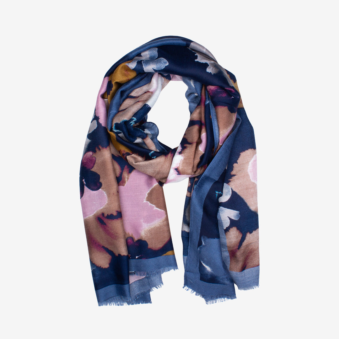 Blå mönstrad sjal från 7East i 100% polyester modell Y2772 storlek 180x90 cm