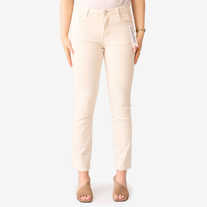 Jeans i vit färg med rak passform