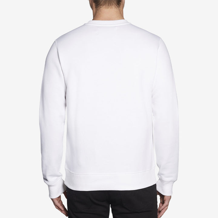 CK ESSENTIAL REG CN, YAF